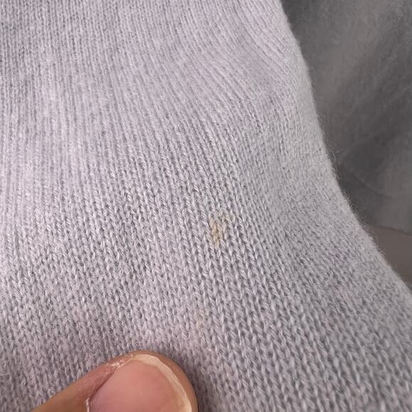 C by Bloomingdale’s Sweater, Glacier Blue, 100% Cashmere, Turtleneck, Soft Knit - Picture 8 of 14